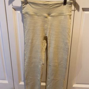 Outdoor Voices TechSweat Flex leggings. Honeysuckle. Size small.